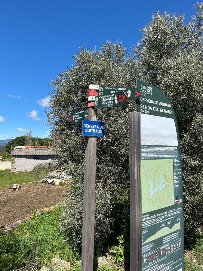El Lago Cervera de Buitrago المظهر الخارجي الصورة