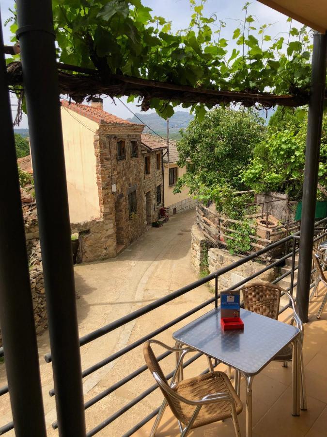 El Lago Cervera de Buitrago المظهر الخارجي الصورة